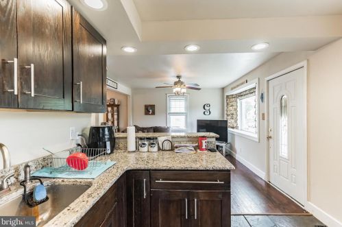 152 Spruce Ave, West Deptford NJ 08093-1118 exterior