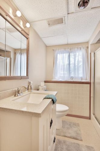 1006 12th St, Princeton MN 55371-1009 exterior