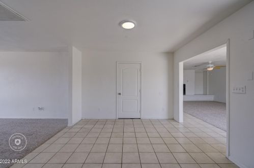 3101 75 Dr, Phoenix AZ 85033-3704 exterior