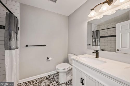 1162 Tristram Cir, West Deptford NJ  08051-2239 exterior