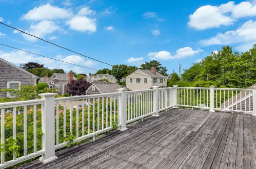 75 Main St, Chatham MA 02633-2419 exterior