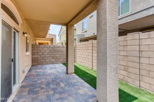 2150 Alameda Rd, Phoenix AZ  85085-1812 exterior