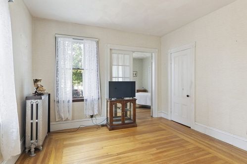 75 Bradford St, Everett MA 02149-1314 exterior