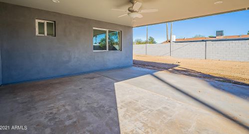 3202 Captain Dreyfus Ave, Phoenix AZ 85032-6706 exterior