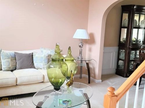 297 Sunderland Way, Stockbridge GA 30281-7956 exterior