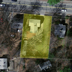 1050 Beacon St, Newton MA  02459-1742 aerial view