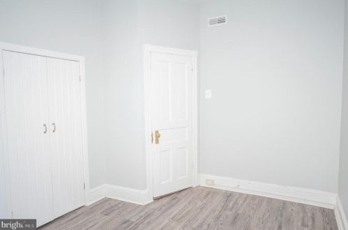 1815 20 St, Philadelphia PA 19145-2048 exterior