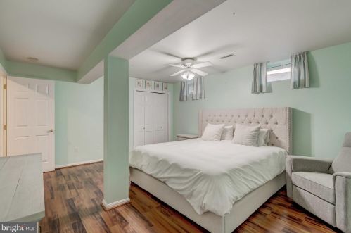 6920 Mystic Wood Way, Columbia MD 21044-4914 exterior