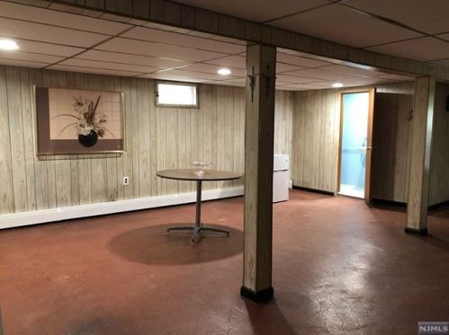 133 Belgrove Dr, Kearny NJ 07032-1505 exterior