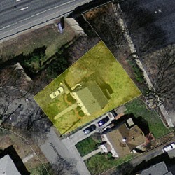 34 Farquhar Rd, Newton MA  02460-2008 aerial view