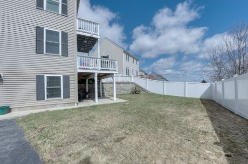 22 Fox Mdw Dr, Worcester MA 01602-2232 exterior