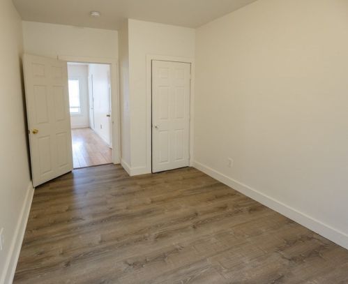 764 Plymouth Ave, Fall River MA 02721-1946 exterior