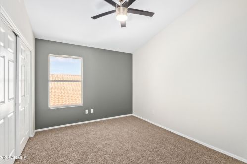 1222 Beverly Ln, Phoenix AZ 85032-3408 exterior