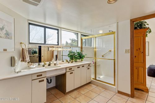 7602 Buckboard Dr, Park City UT 84098-5304 exterior