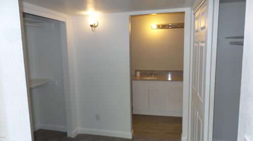 8805 Cambridge Ave, Phoenix AZ 85008-1215 exterior