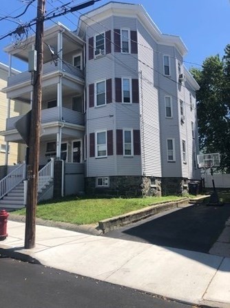 95 Swan St, Everett, MA 02149-1305