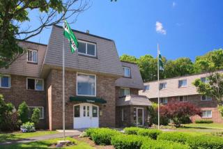 13 Joanne Dr, Ashland MA  01721-2273 exterior