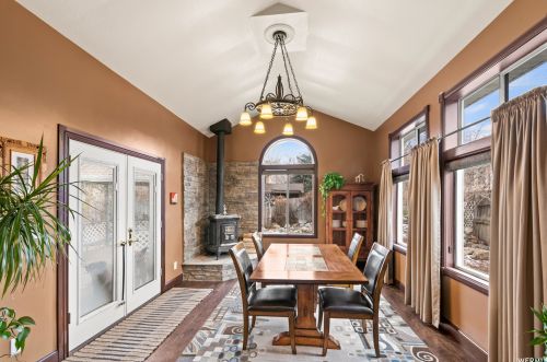 7993 Erique Way, Sandy UT 84093-6422 exterior