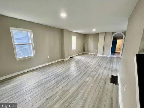 1558 Delaware St, West Deptford NJ  08066-1420 exterior