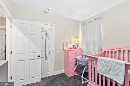 681 Washington Ave, West Deptford NJ  08096-3544 exterior