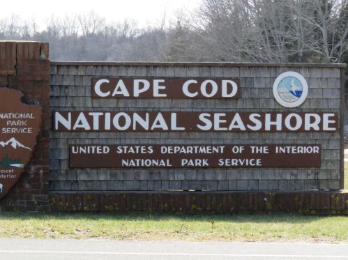 400 School House Rd, Eastham MA 02642-3014 exterior