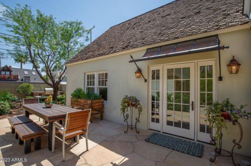 529 Cypress St, Phoenix AZ 85006-1840 exterior