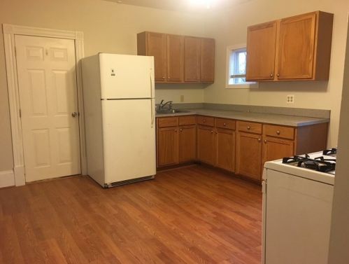 100 Linden St, Whitman MA 02382-2414 exterior