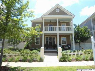 664 Heritage Park Ln, Birmingham, AL 35226-4166