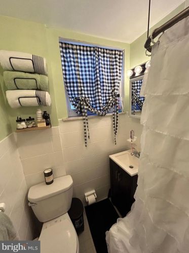 2218 Bancroft St, Philadelphia PA  19132-4420 exterior