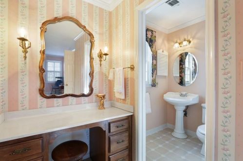 1266 Mile Post Dr, Atlanta GA 30338-4710 exterior