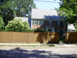 556 Dedham St, Newton, MA 02459-2943