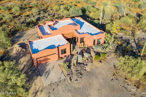 48909 3rd Ave, Phoenix AZ 85027-4700 exterior