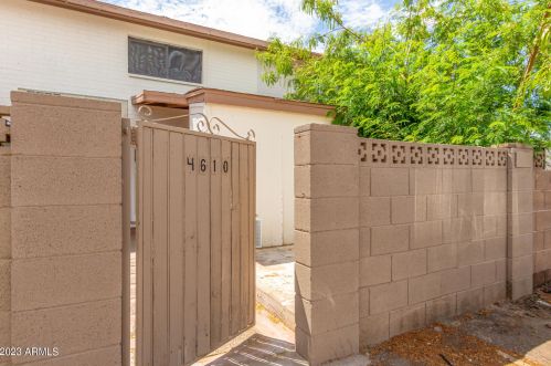 4610 71st Ln, Phoenix AZ  85033-1411 exterior