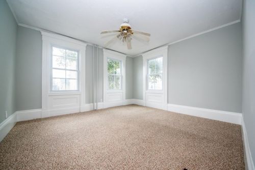 95 Chestnut St, New Bedford MA 02740-5254 exterior