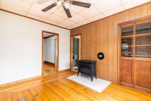 21 Whipple St, Worcester MA 01607-1339 exterior