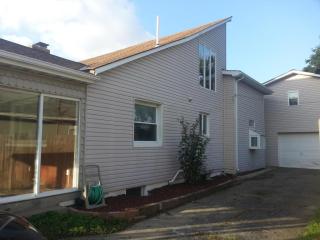 1034 Hague Ave, Columbus OH  43204-2108 exterior