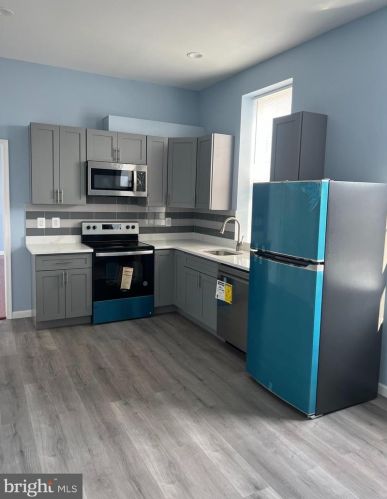 1424 5th St, Philadelphia, PA 19147-5930