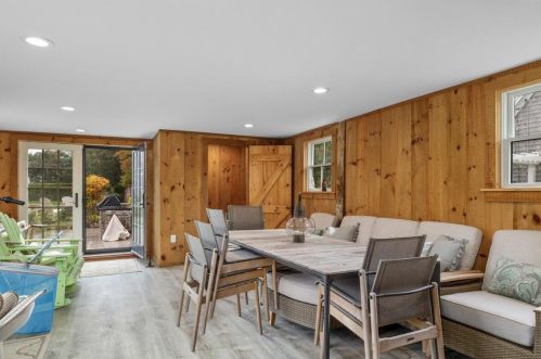 125 Seaview St, Chatham MA 02633-2330 exterior