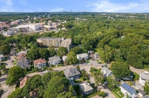 542 Eliot St, Milton MA 02186-1636 exterior