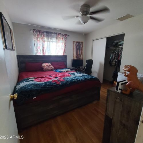 2026 Alta Vista Rd, Phoenix AZ  85041-5445 exterior