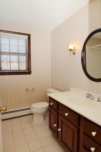 10 Foley Dr, Southborough MA 01772-1605 exterior