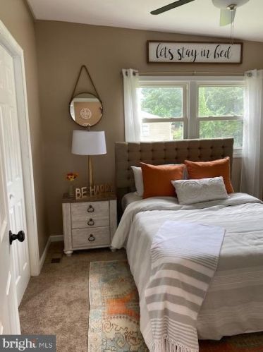 1564 Center St, West Deptford NJ  08086-3098 exterior