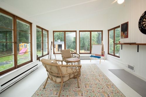 51 East St, South Hadley MA  01075-2115 exterior