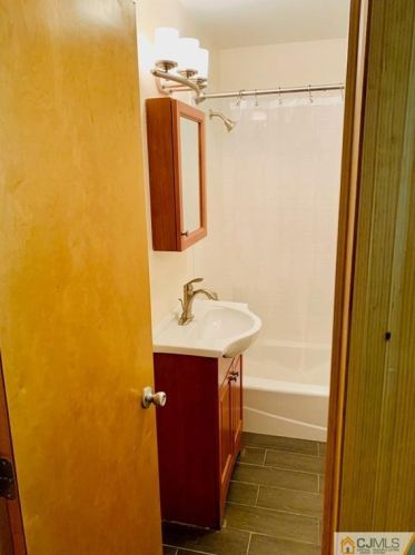 30 Sharot St, Carteret NJ  07008-3013 exterior