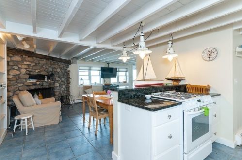 3 11th St, Newbury MA 01951-1917 exterior