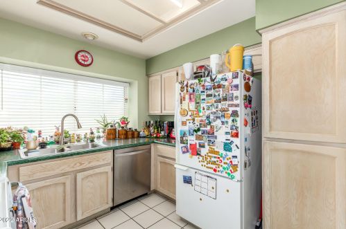 930 Annette Dr, Phoenix AZ 85022-1038 exterior