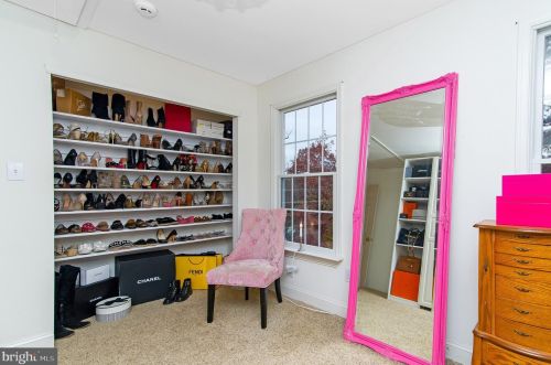 640 High St, West Deptford NJ 08051-1460 exterior