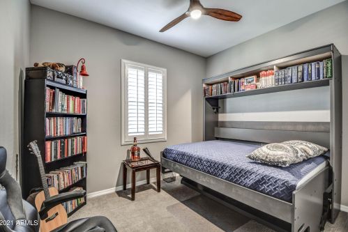 7911 30th Way, Phoenix AZ 85016-8927 exterior