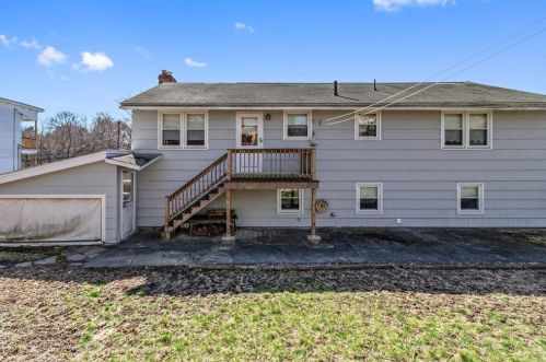 199 Colburn St, Dedham, MA 02026-2536