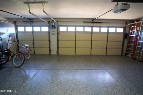 318 Campo Bello Dr, Phoenix AZ 85032-2216 exterior